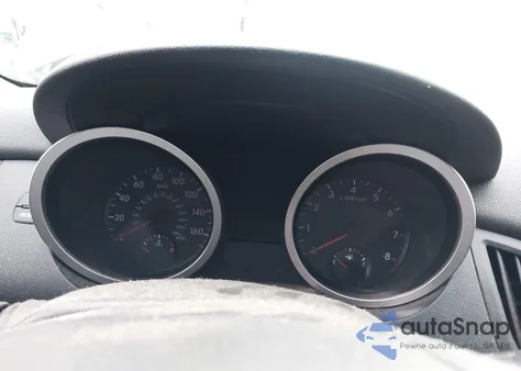 2010 Hyundai Genesis 3.8 Track z USA, uszkodzony, nr VIN KMHHU6KH0AU025631